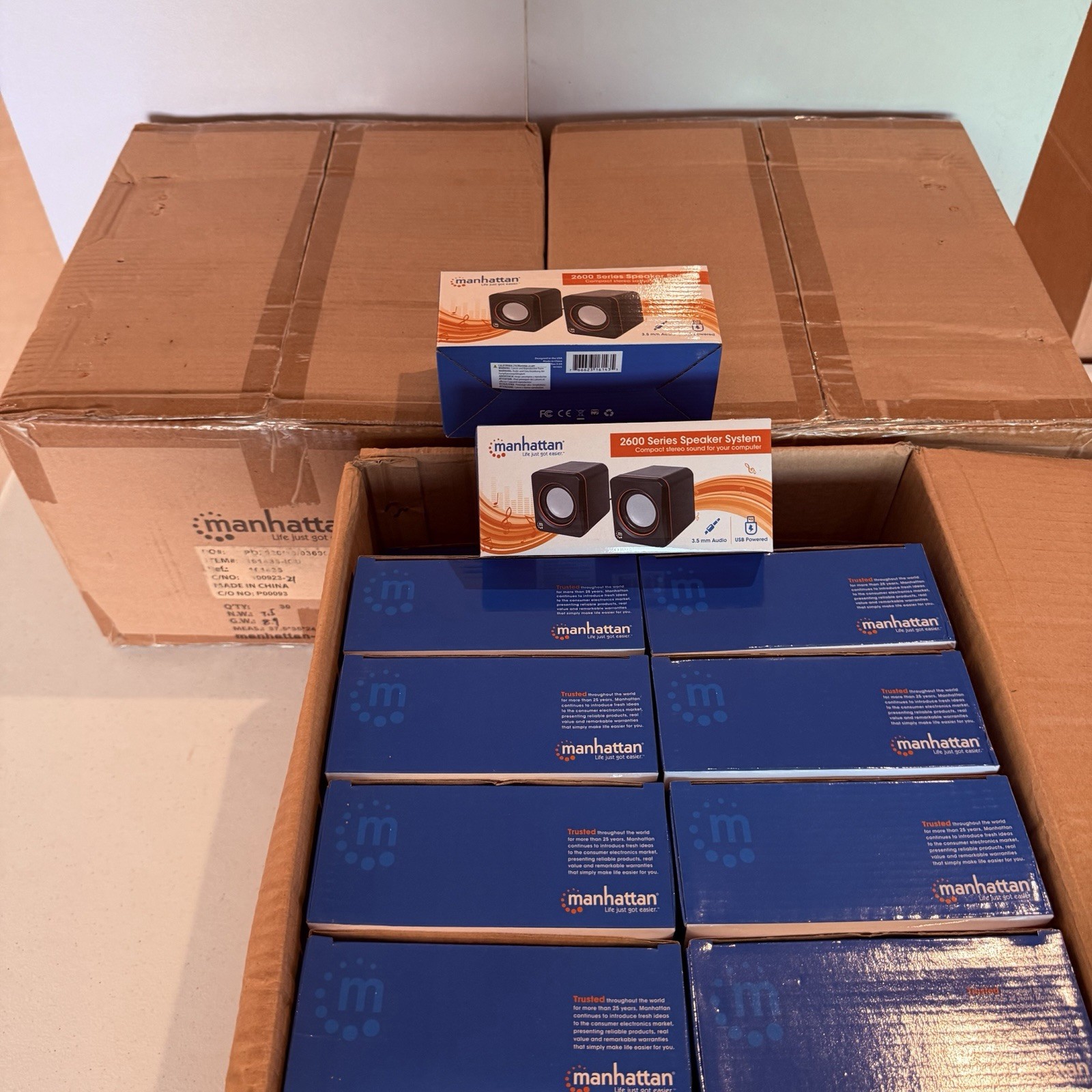 NEW Manhattan USB Powered Stereo Speaker System 2600 Series Compact - Box Of 30