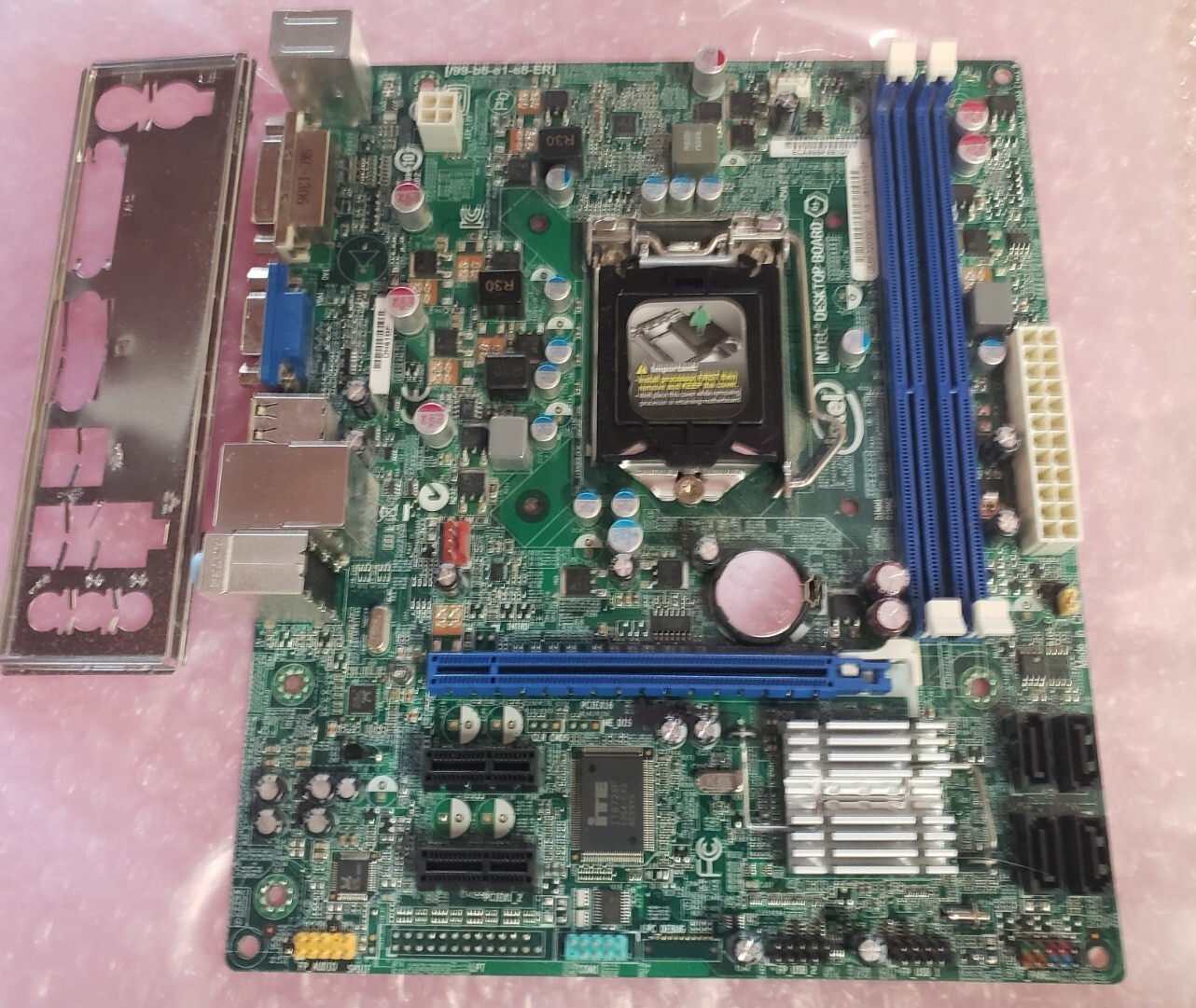 Intel DH61BF w/ IO Port Cover 1155
