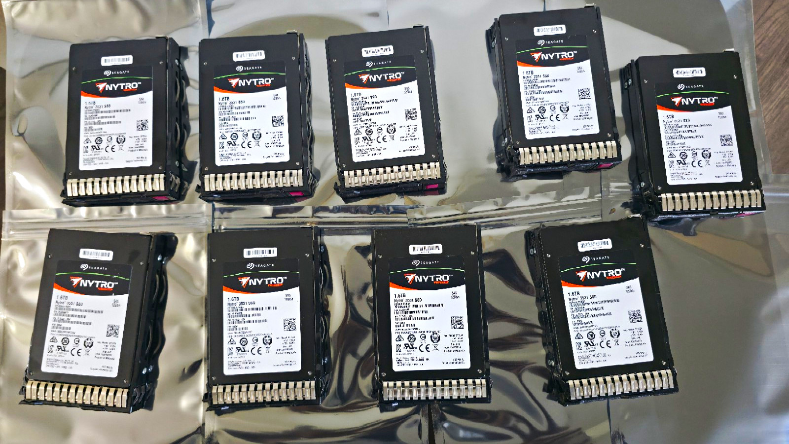 Lot of 9 Seagate Nytro 3531 1.6TB SAS 12Gb/s 2.5" SSD XS1600LE70004 w/ HPE Tray
