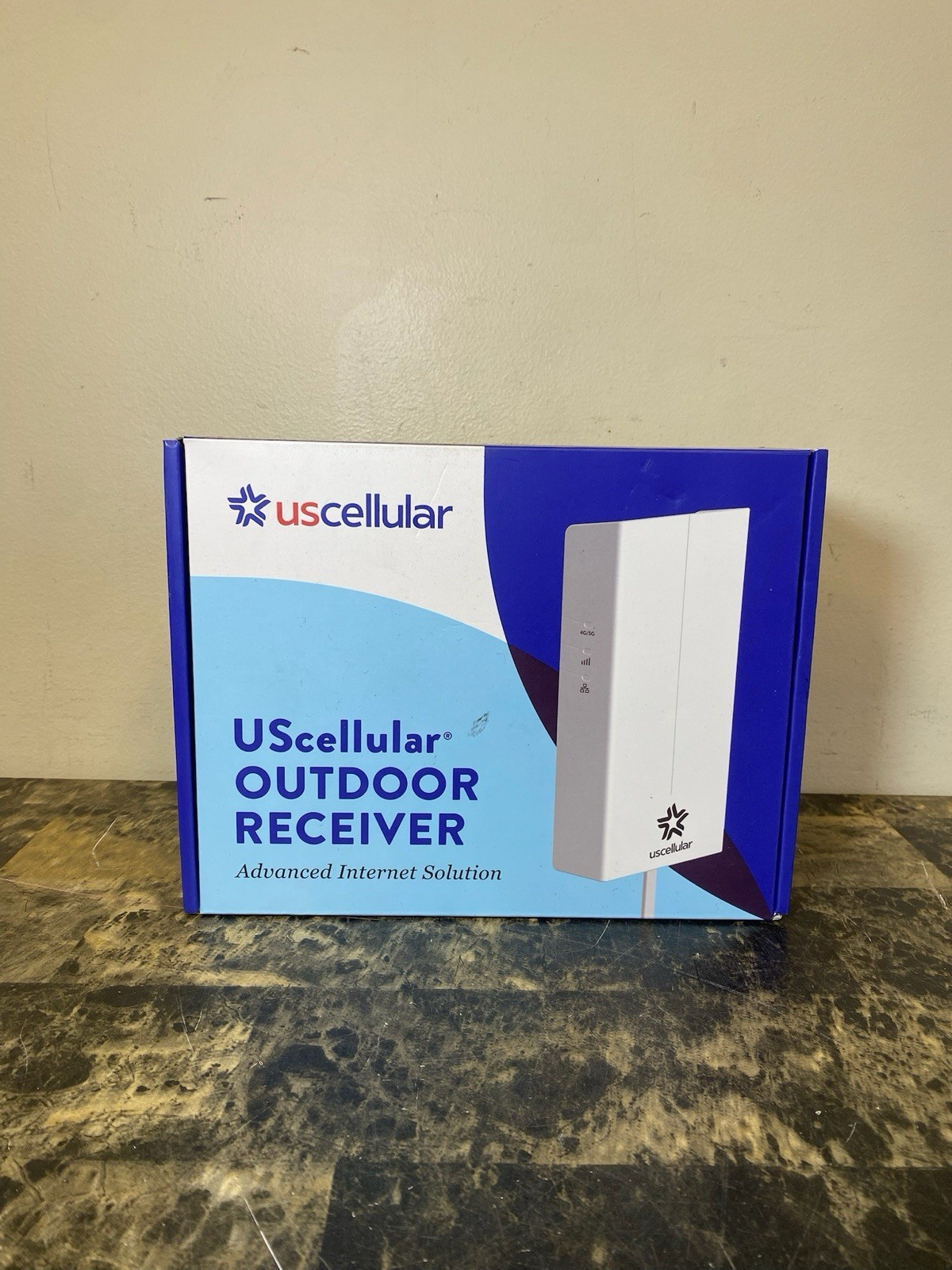 US Cellular Outdoor Signal Booster CFW-3212 for Optimal Signal Strength Solution