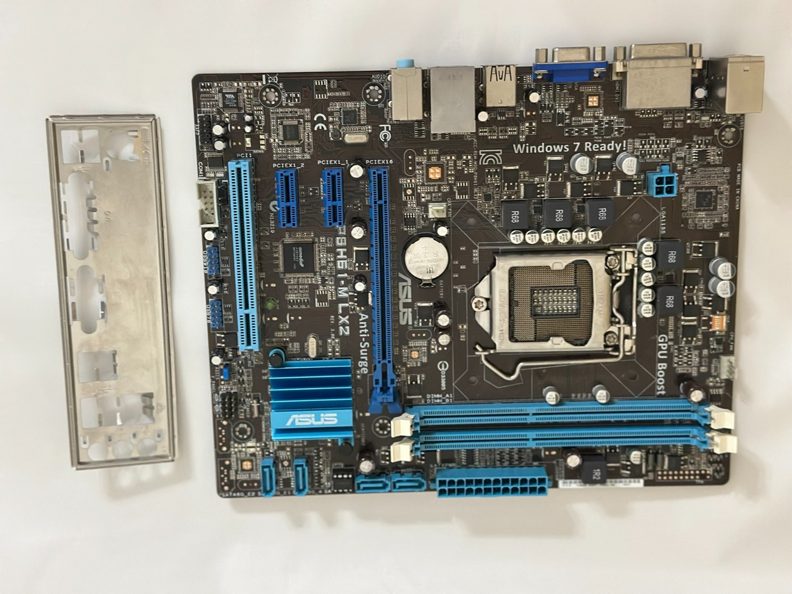 Asus P8H61-M LX2 Motherboard Core I5-2320 4GB RAM, IO Shield