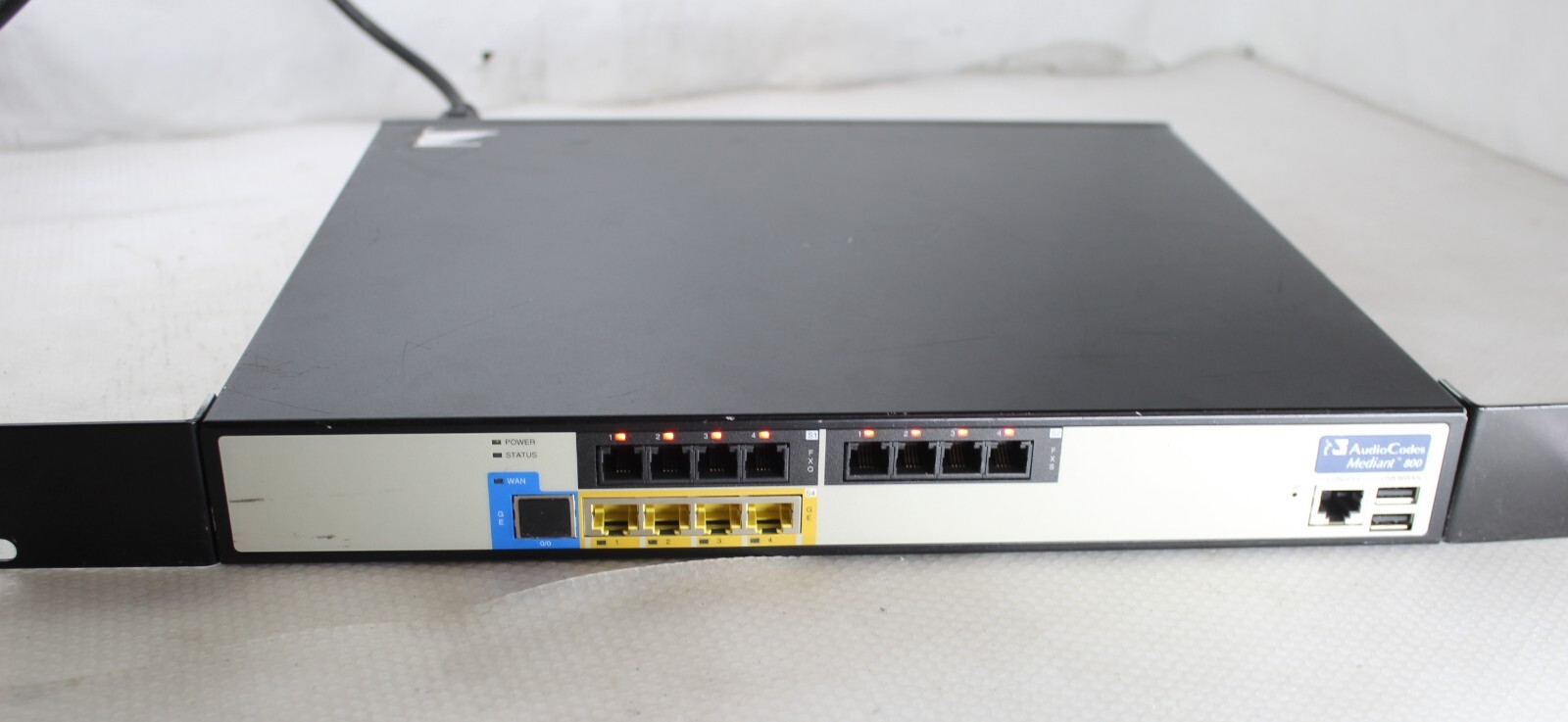 Audiocodes Mediant 800B Survivable Branch Appliance GGWM00109 M800B-V-4S4O-4L