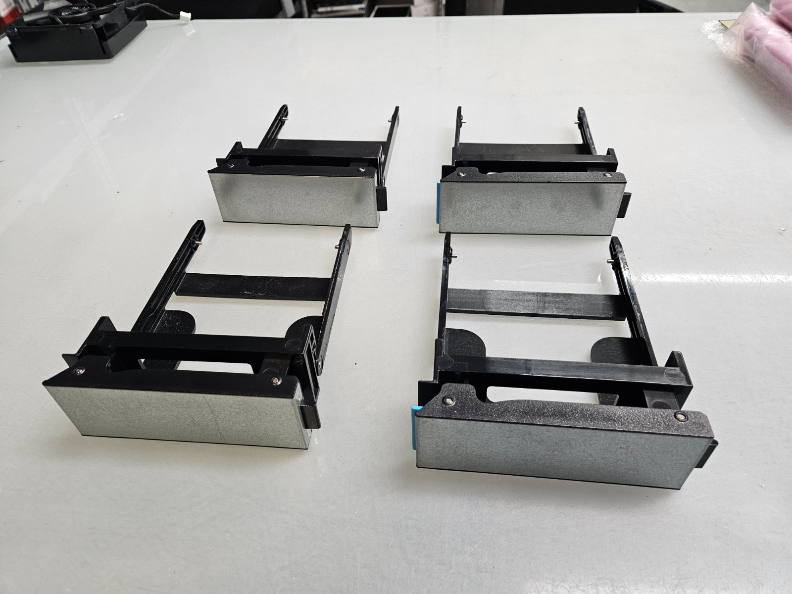 Lot of 4  HP Z8 G4 35 HARD DRIVE HDD CADDY TRAY 914706001 G2U