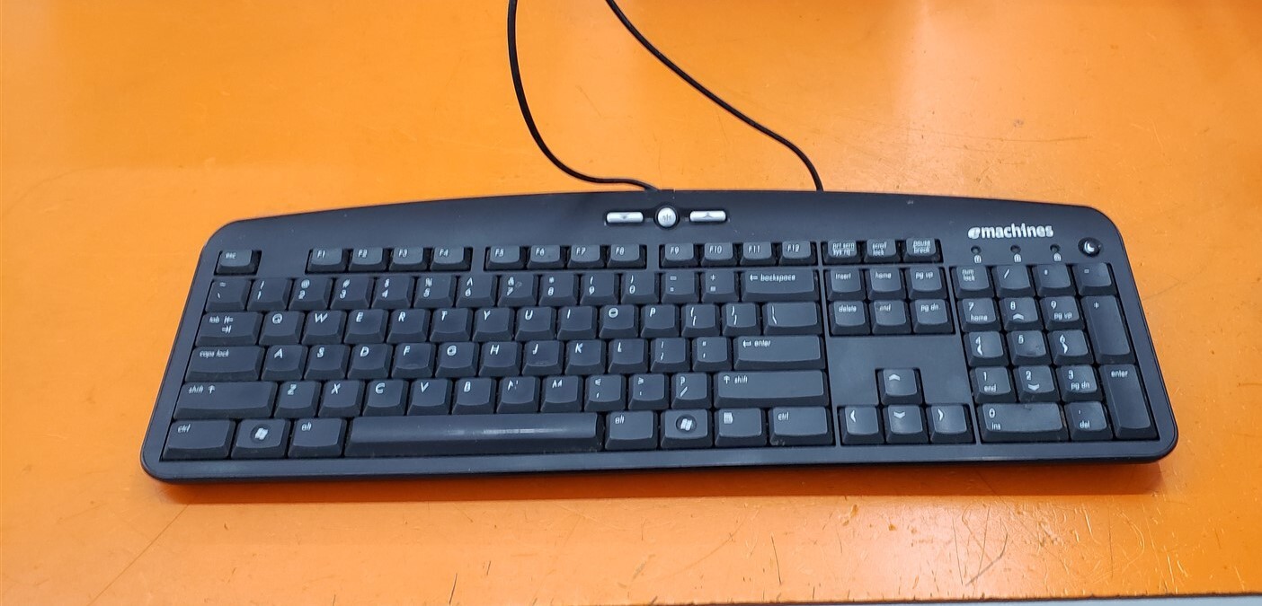 ⭐️⭐️⭐️⭐️⭐️ eMachines KB0511 Wired Black QWERTY English Keyboard 