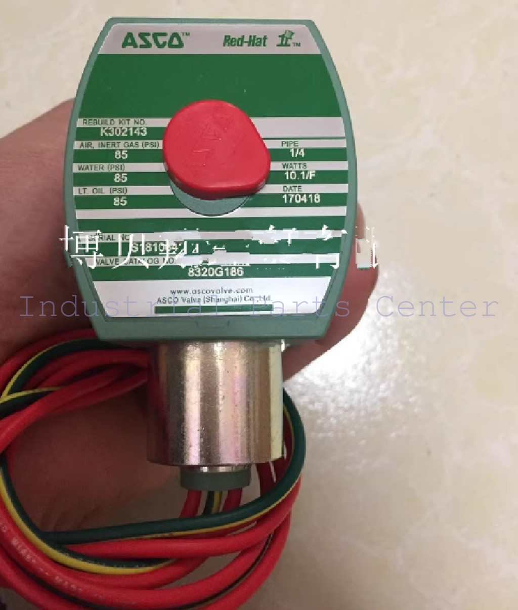 QTY:1 NEW 8320G186 2AC220V solenoid valve two position three-way