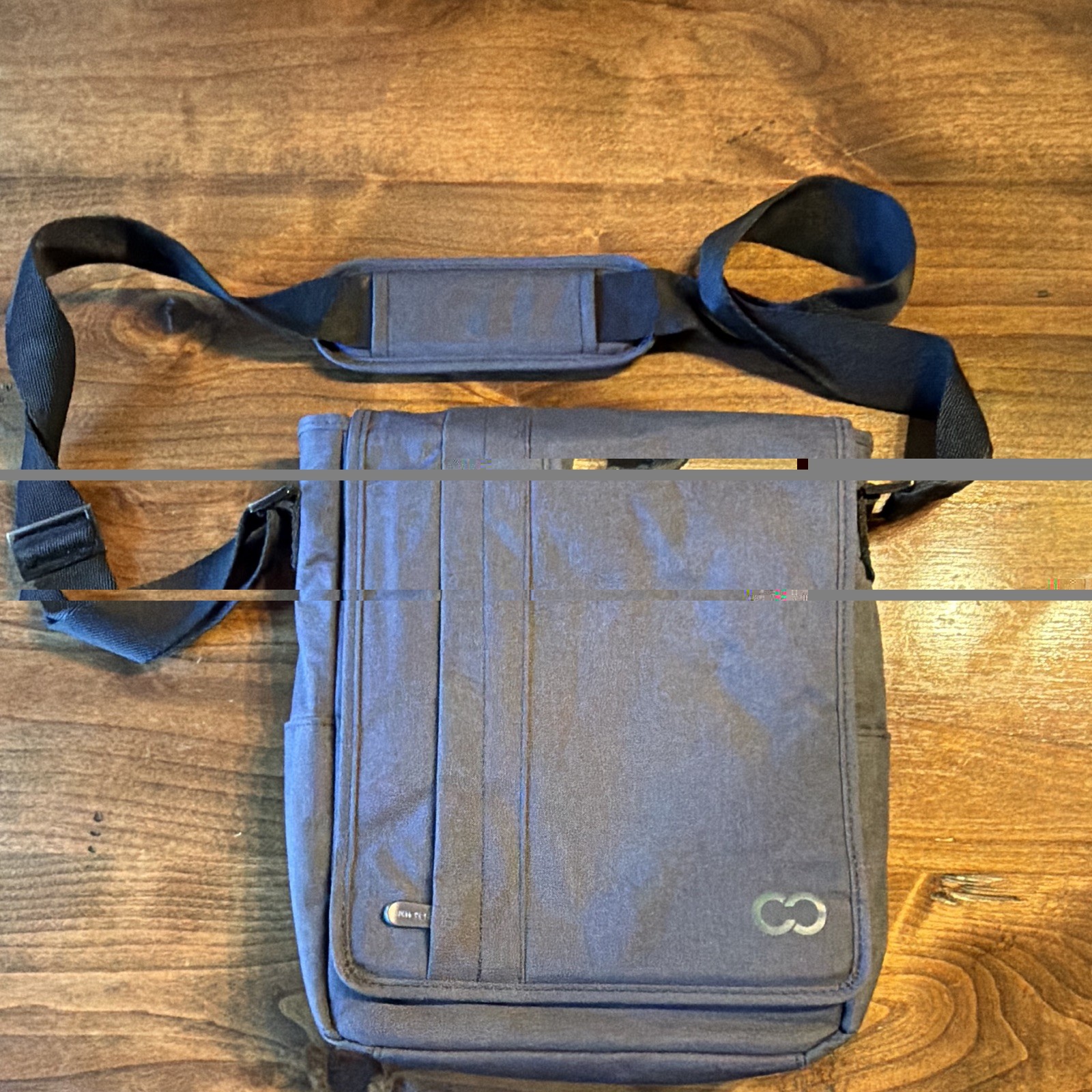 CaseCrown Gray Tablet Bag w/ Adjustable Strap & Accessory Compartments.