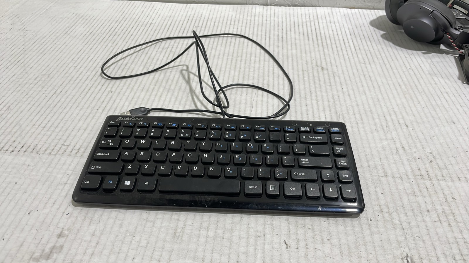 Perixx Periboard-407 KU-0903 USB Mini Keyboard Black QWERTY Wired