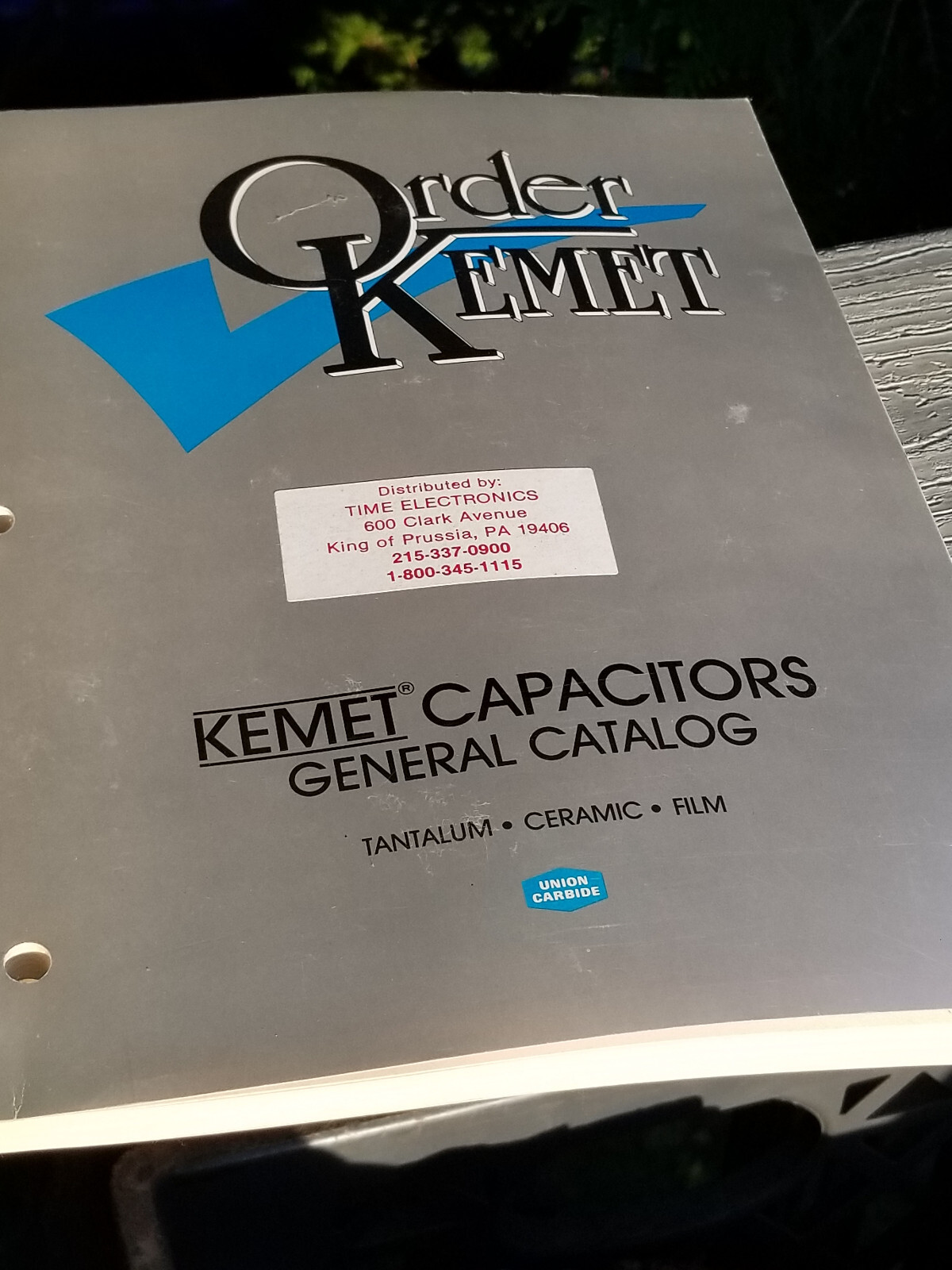VINTAGE 1986 ORDER KEMET CAPACITORS GENERAL CATALOG    UNION CARBIDE