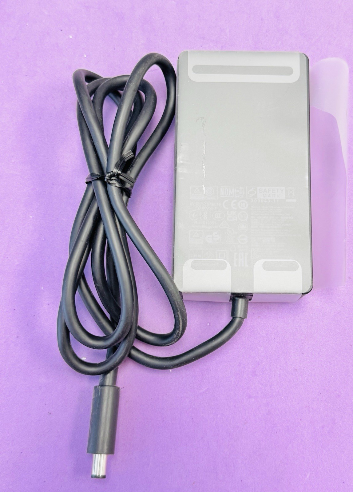 NEW Genuine Microsoft 1931 Charger AC Adapter Power Supply