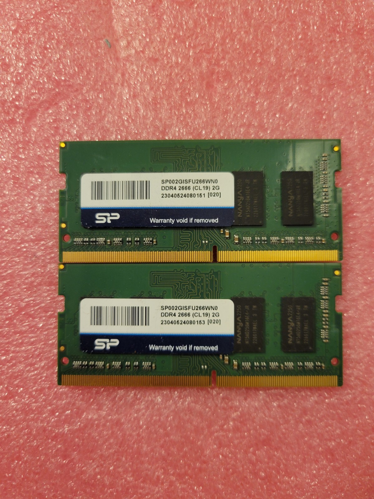 ( Lot of 2) Silicon Power SP002GISFU266WN0 2GB DDR4-2666 PC4-21300 SODIMM