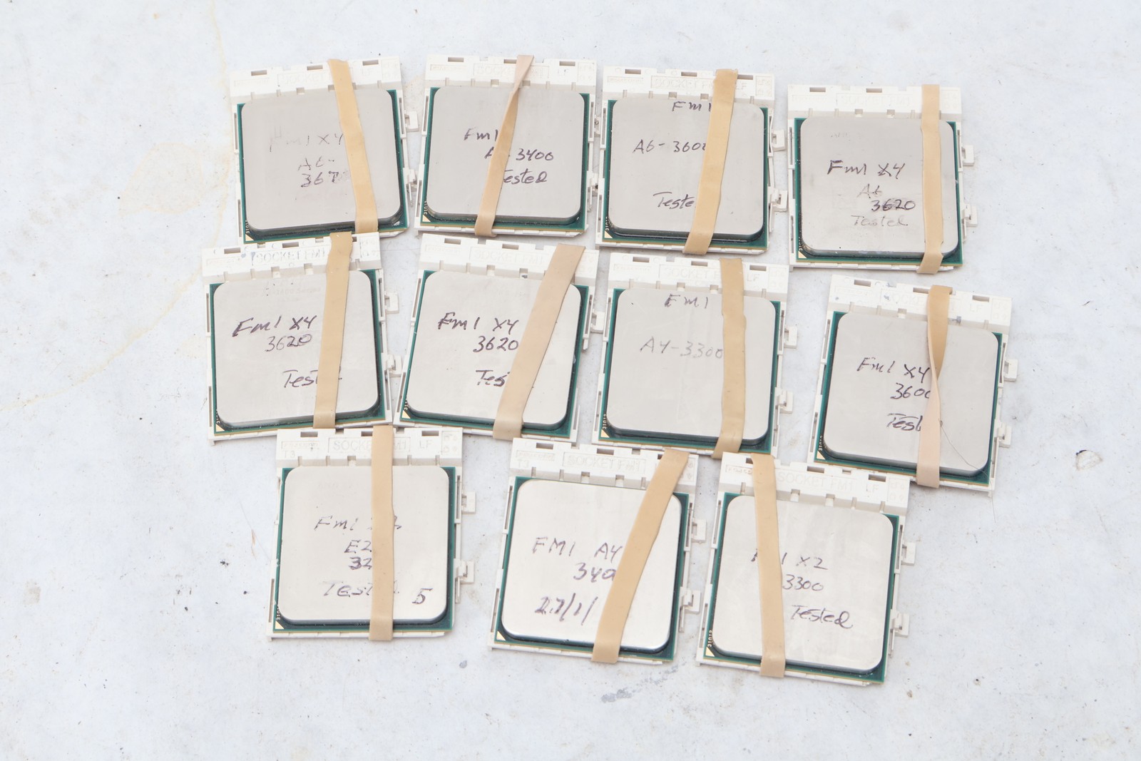 Lot 11x AMD FM1 Llano APU CPU A6-3670 A6-3620 A6-3600 A6-3400 A4-3300 Mixed