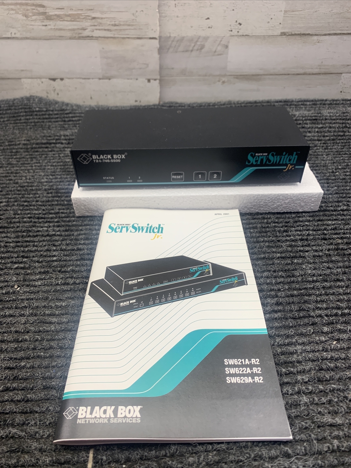 New Black Box ServSwitch 2 Port KVM Switch SW621A-R2