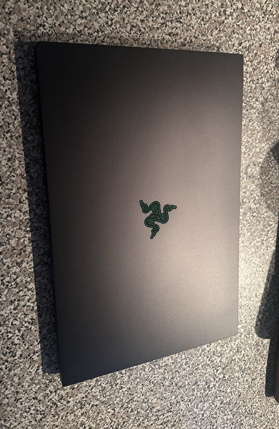 Razer Blade 17 17.3" i7-12800H 32GB 1TB SSD RTX 3060 240Hz QHD Win 11