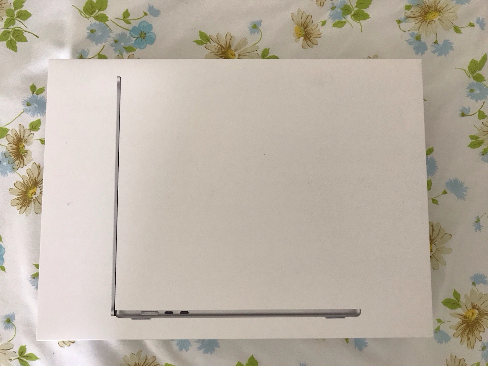 2024 Model Apple MacBook Air 15.5 MacBook Air Brand New BOX ONLY