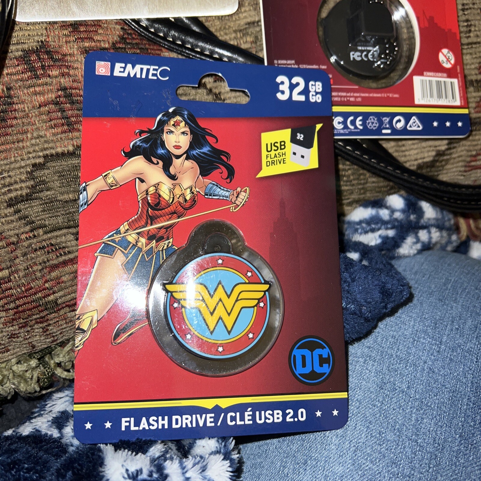 Emtec Wonder Woman USB 32 GB Flash Drive/Keychain New Sealed