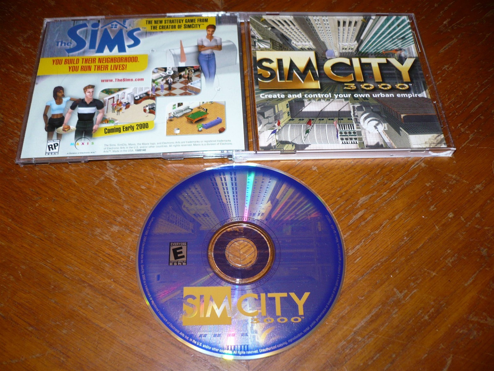 SimCity 3000 PC CD-ROM Electronic Arts Maxis Sim City game for Windows 95/98