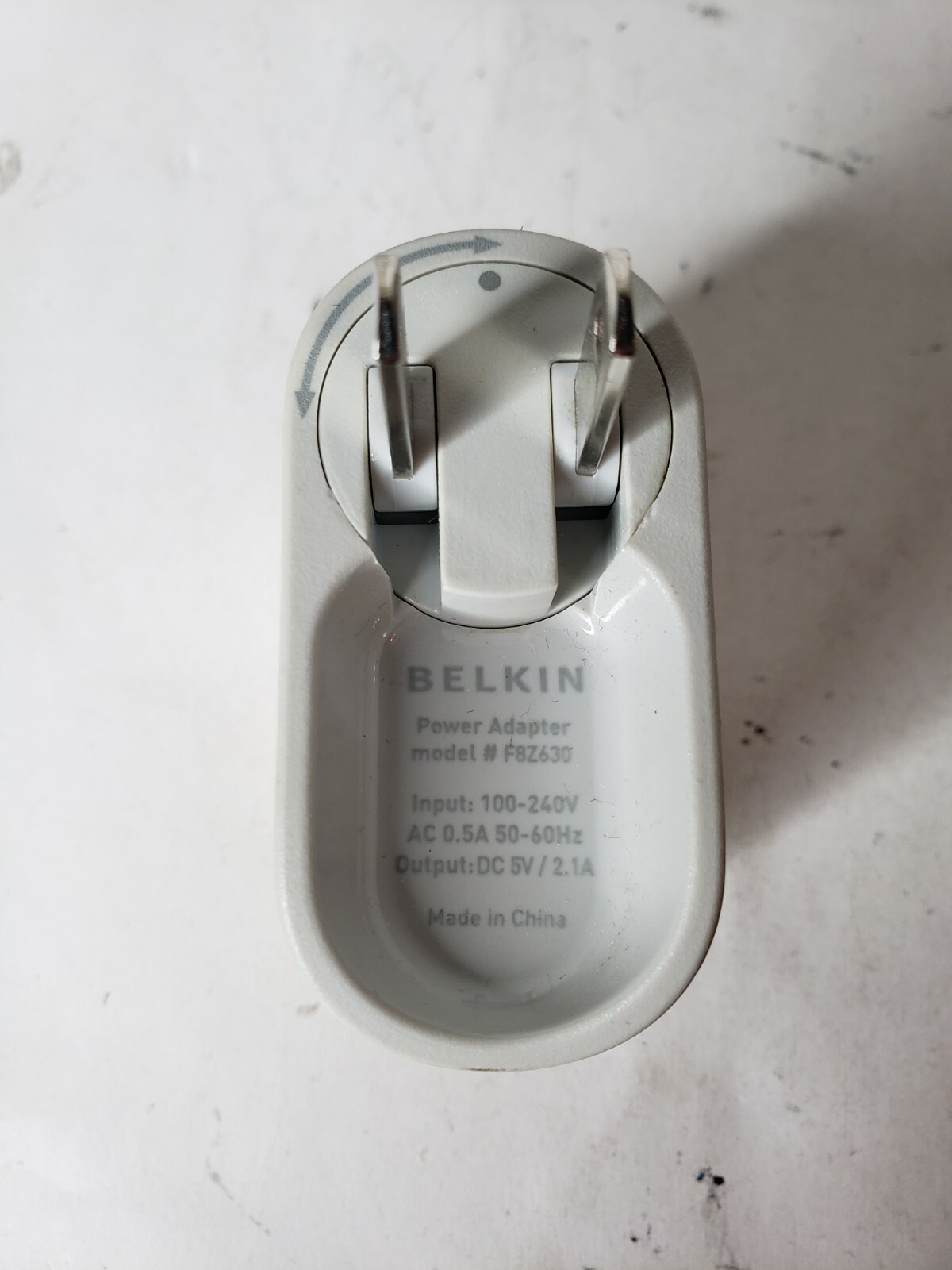 Belkin Swivel Wall Charger, no cable ( F8Z630TT04 )