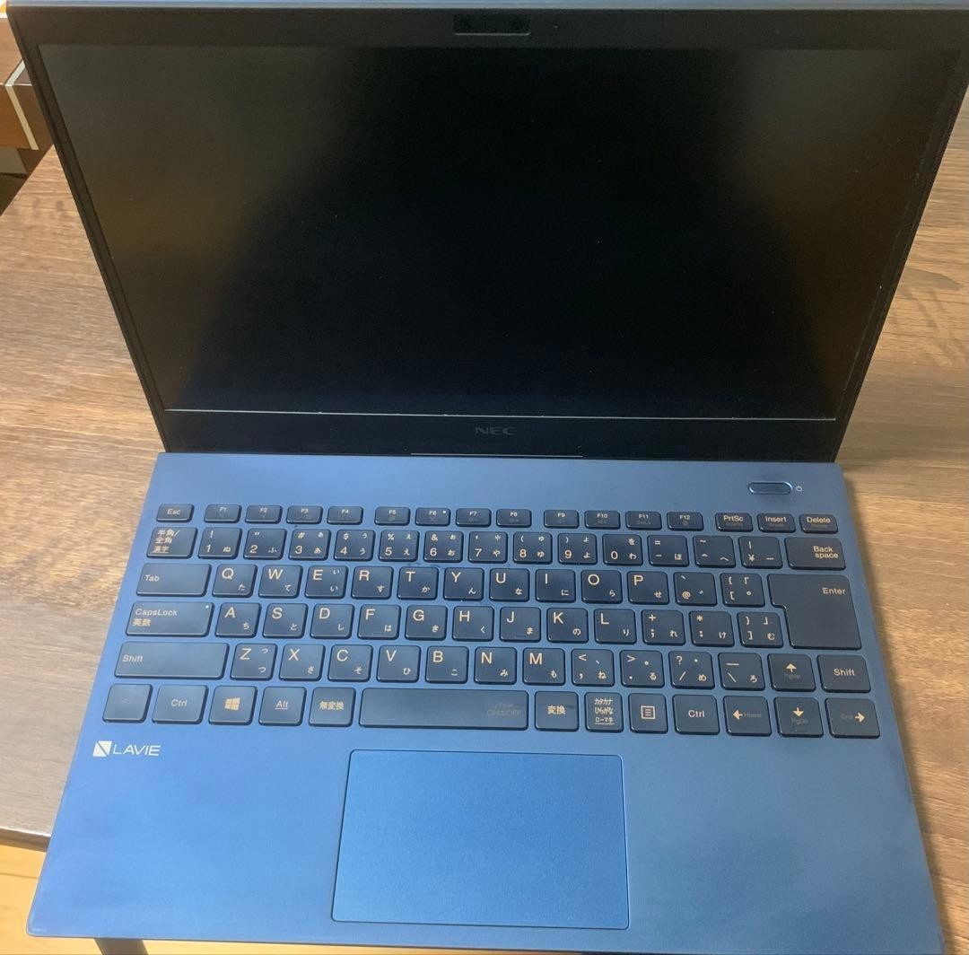 Ultra-Light NEC LAVIE PM i7-1165G7 Iris Xe 8GB SSD 512GB 13.3" FHD Win 10 Home