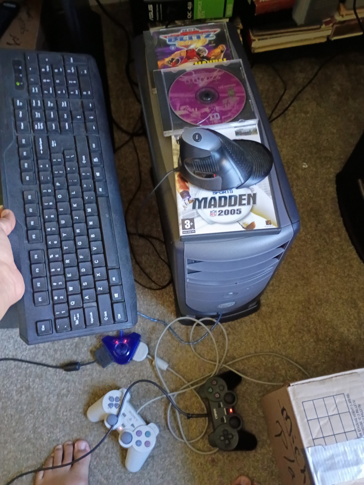 Dell Dimension 8200 Bundle With 2 Controllers And Three NFL Games.