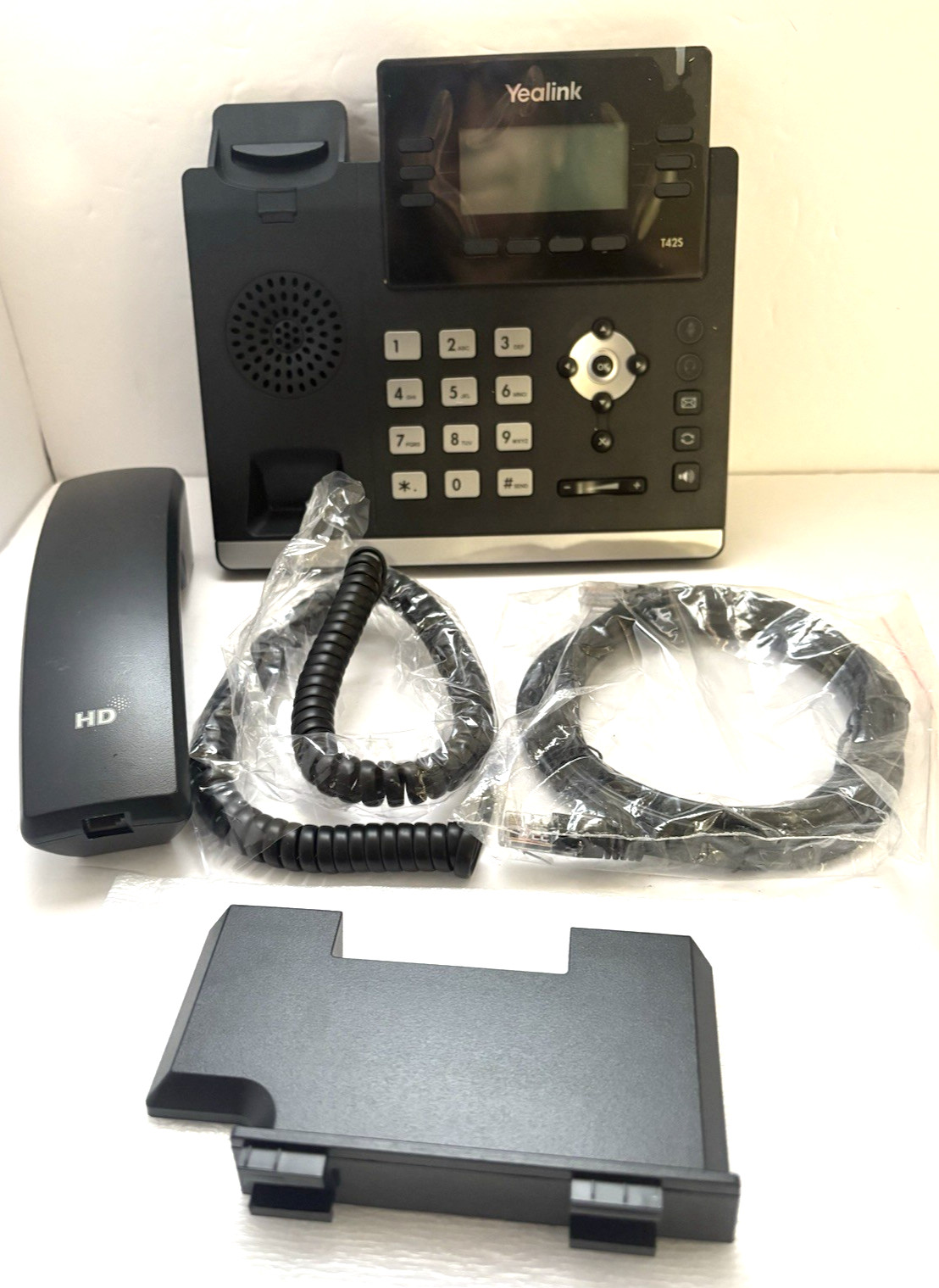 Yealink Ultra Elegant Gigabit IP Phone SIP-T42S ---NO BOX