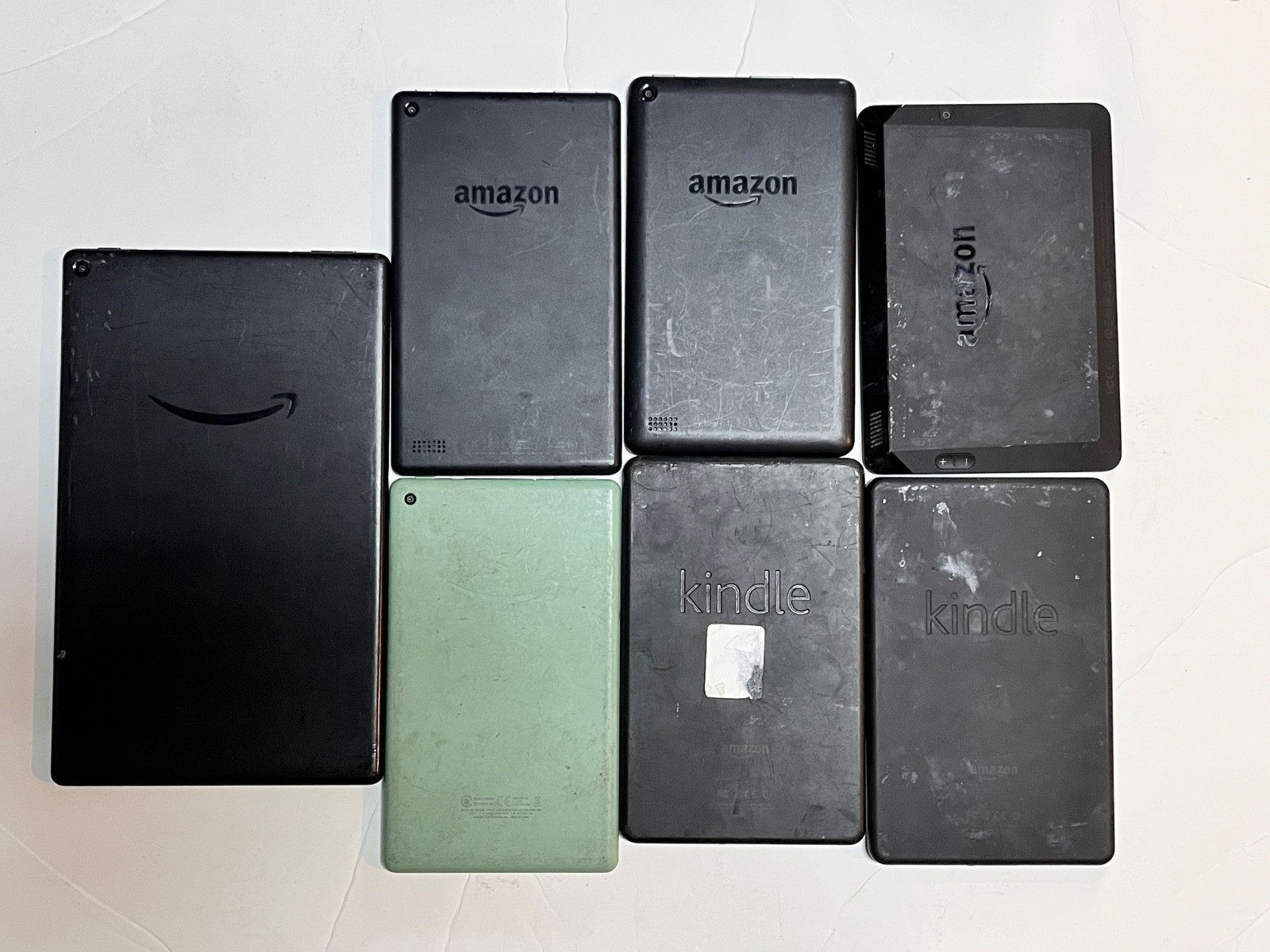 Lot Bundle of 7 Amazon Kindle (Various Condition) Tablets - FOR PARTS