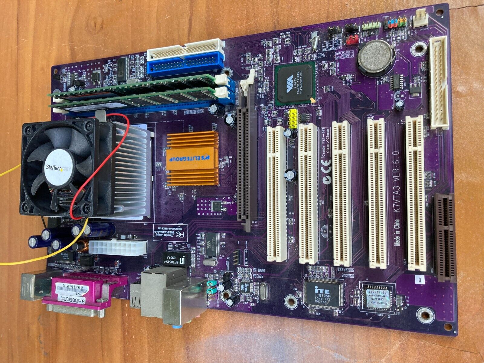 ECS K7VTA3 VER6.0 MOTHERBOARD AMD ATHLON S 462 WITH CPU COOLER AND RAM. 