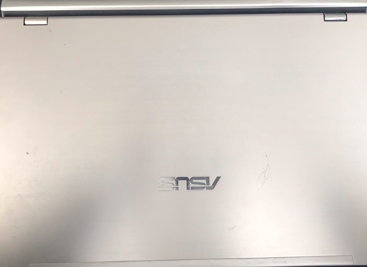 ASUS U56E LAPTOP i5-2450M / 2.50 / 6 / NO HDD / NO OS