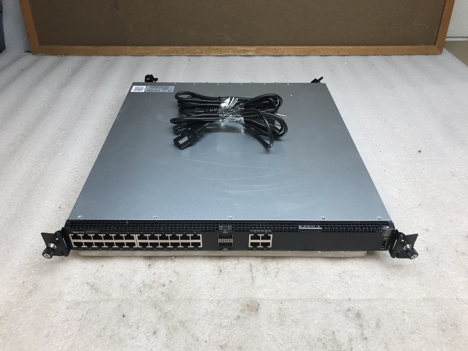 Dell EMC PowerSwitch S4128T-ON 28 Port 10GbE Network w/ Cords & 2x PSU