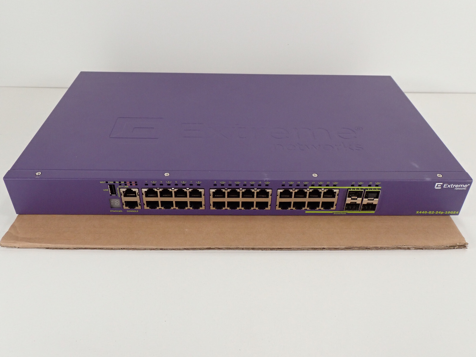 Extreme Networks 16533 Summit X440-G2-24P-10GE4 Ethernet Switch
