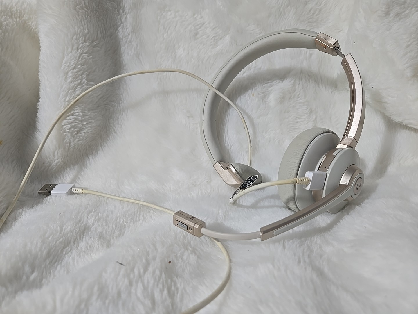 Vonztek BT782 BT786 Wireless Headset Taupe Noise Cancelling Microphone