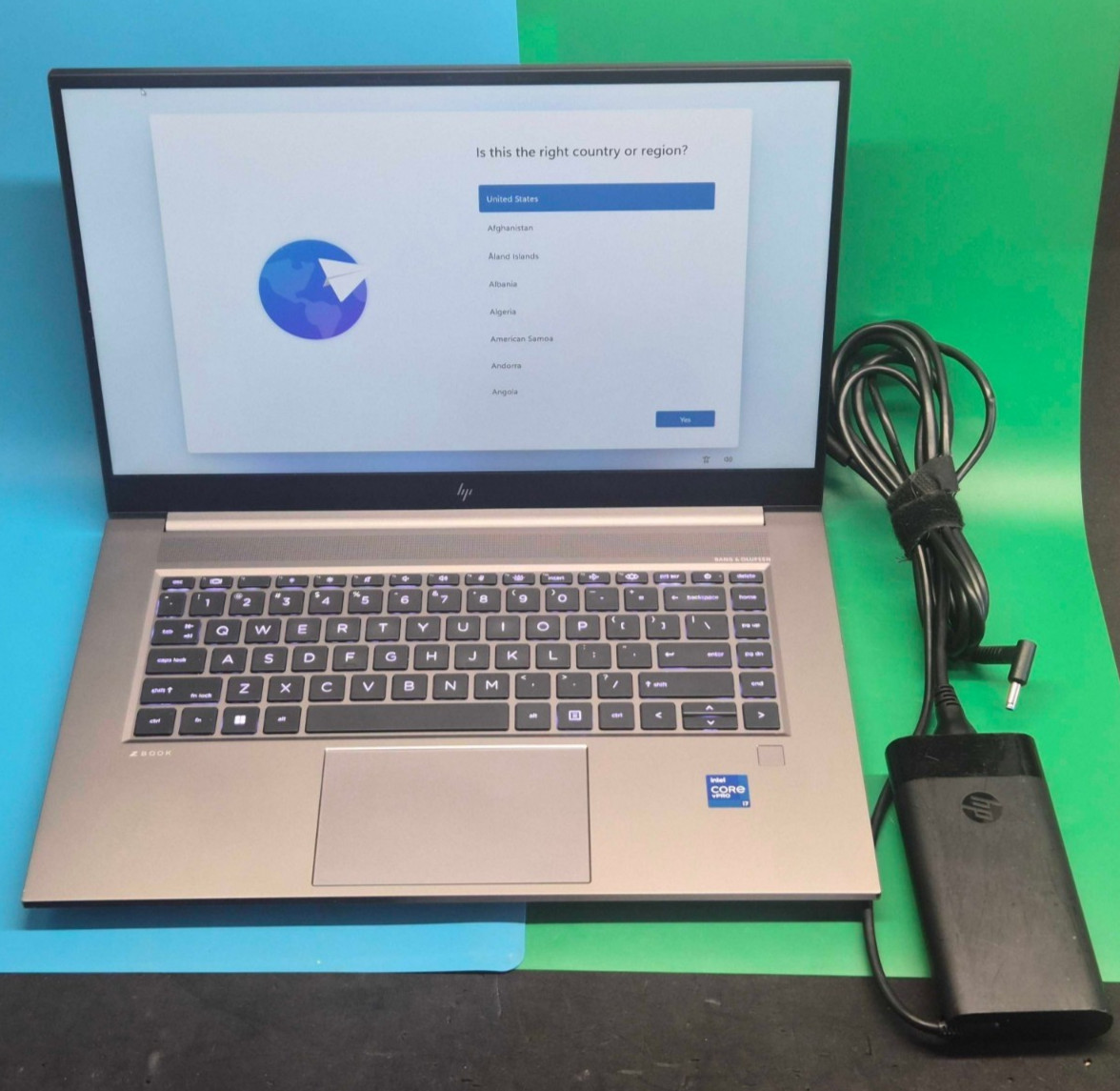 HP ZBook Studio G8 i7-11850H 16GB RAM 1TB SSD NVIDIA T1200 4GB Win 11 Grade B+