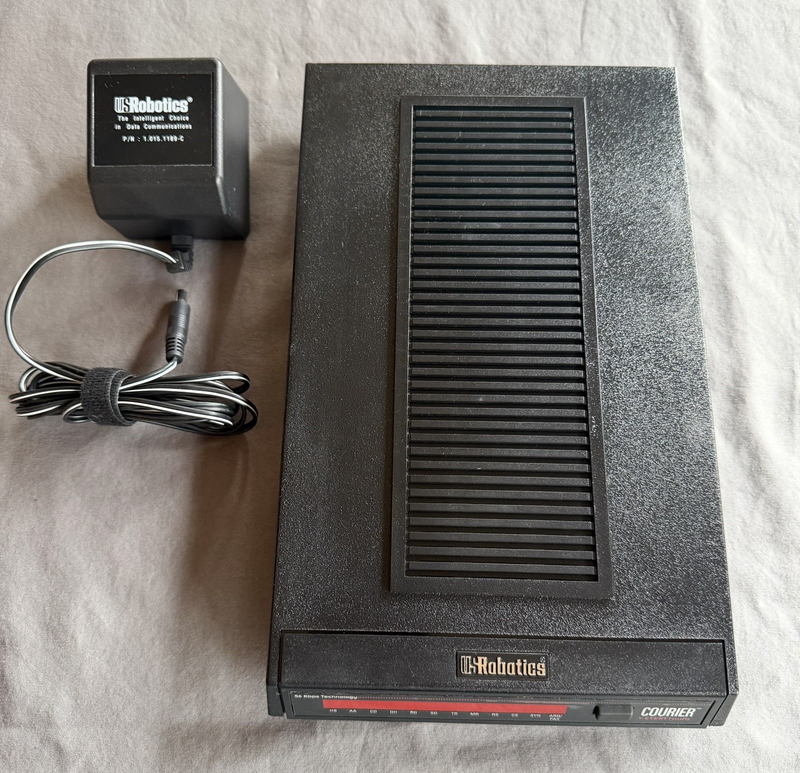 U.S. Robotics Courier V.Everything with V.34 Modem - Original Owner