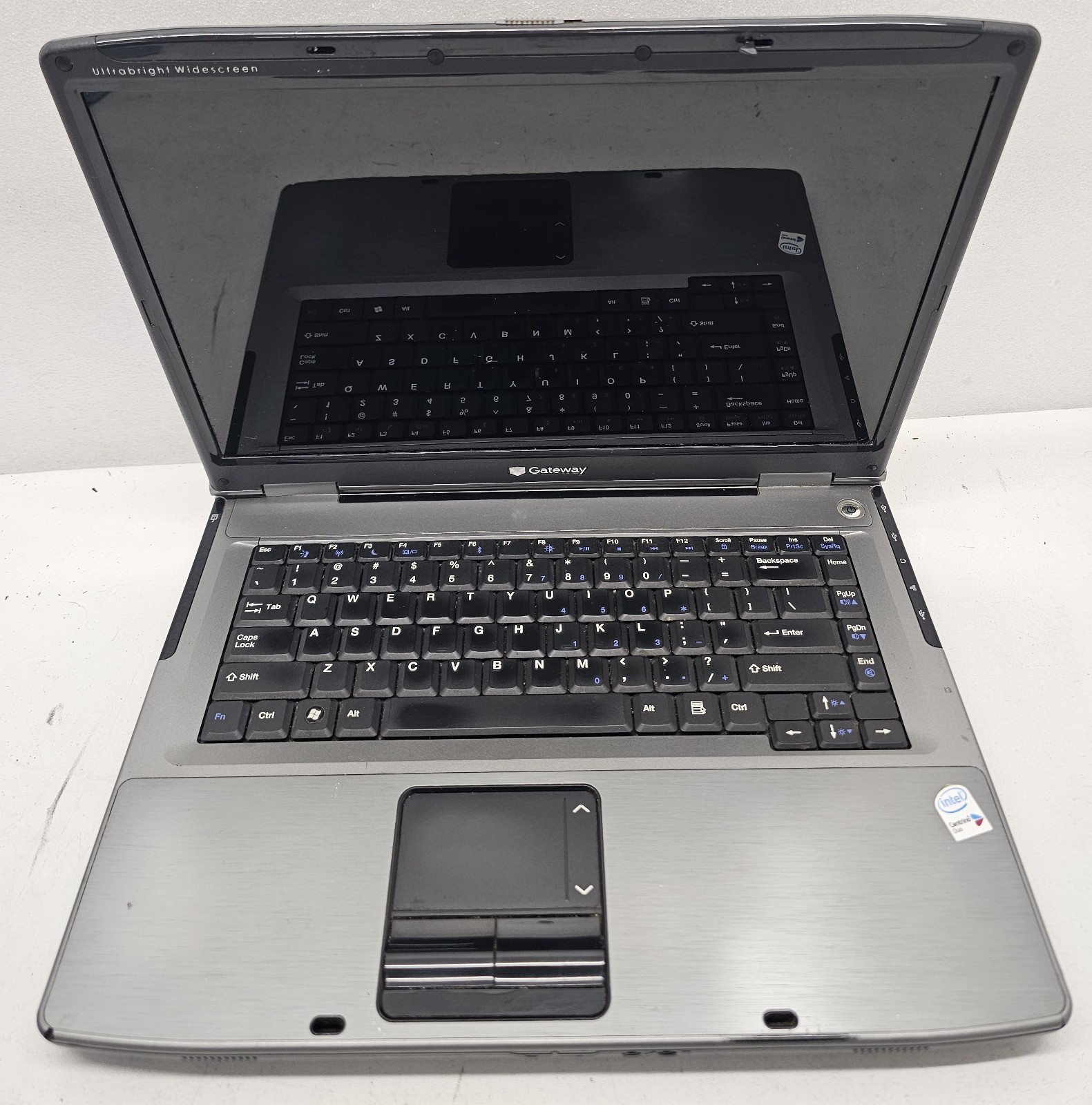 Gateway MA7 MT6840 15.4" Laptop Intel Centrino Duo NO RAM/HD/OS/BATT/POWER (FL)