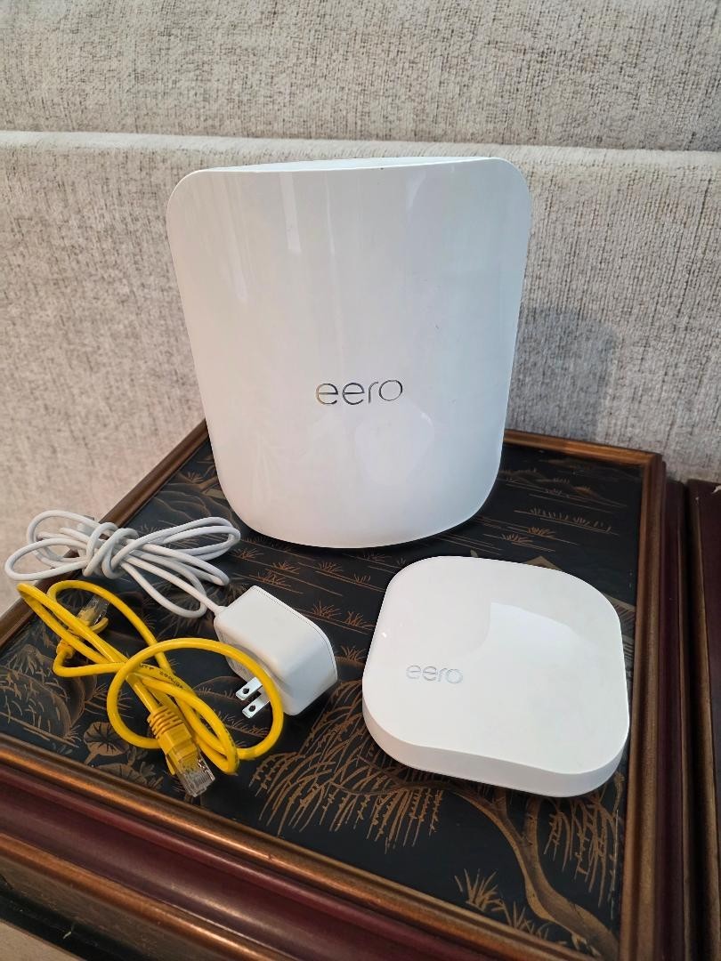 eero Max 7 4.3 Gbps 2-Ports Hotspot Modem 9.4 Gbps Wireless Router with Extender