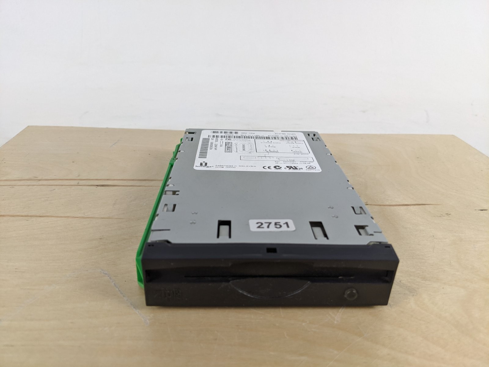Iomega Zip Z250ATAPI 250MB Internal IDE ATAPI Disc Drive
