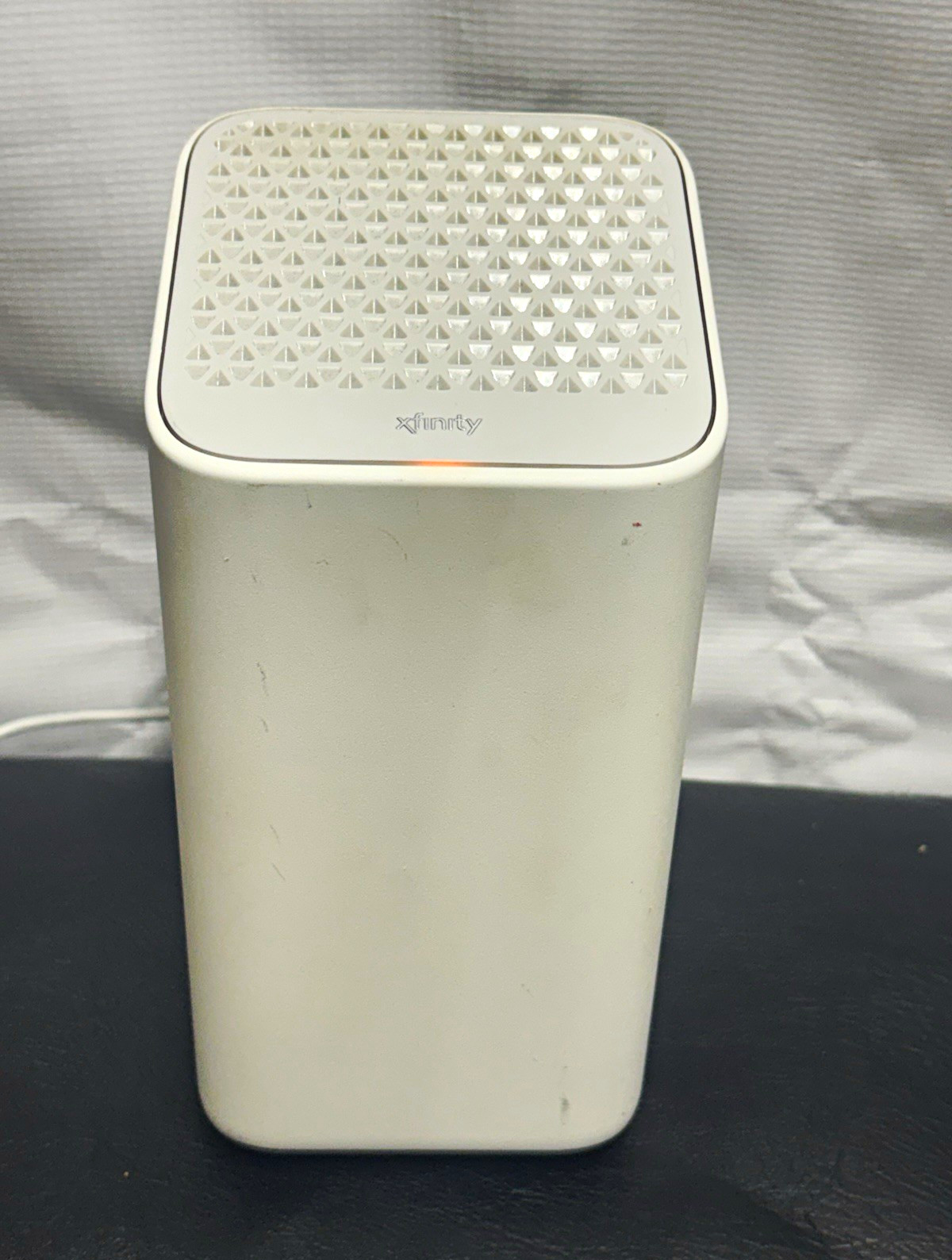 Xfinity XB7-T CGM4331COM DOCSIS 3.1 Dual-Band WiFi, 4 LAN Ports, White