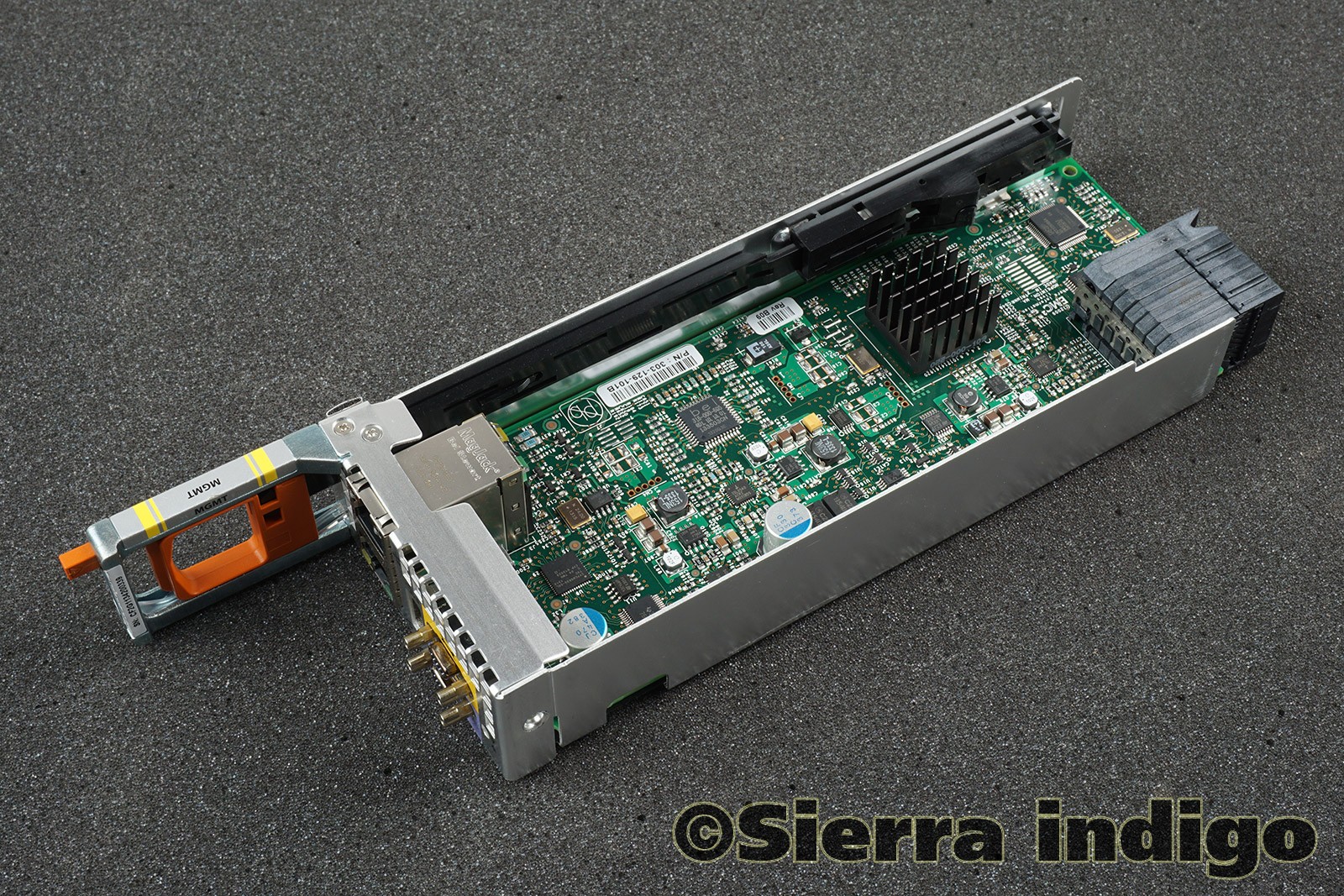 Dell EMC 303-129-101 VNX SAS Management Module 303-129-101B
