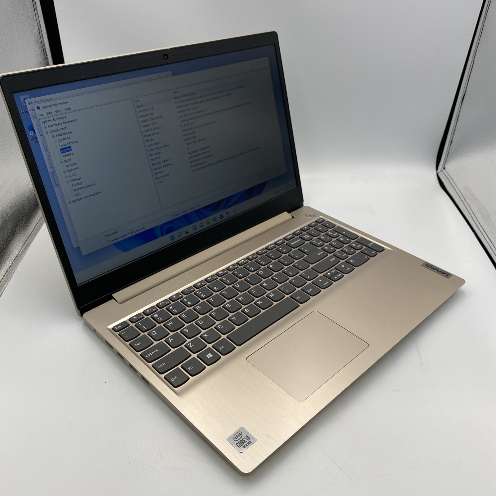 Lenovo Ideapad 3 15IIL05 15.6" Intel Core i3-1005G1 1.20GHz 8GB RAM 1TB HDD W11H