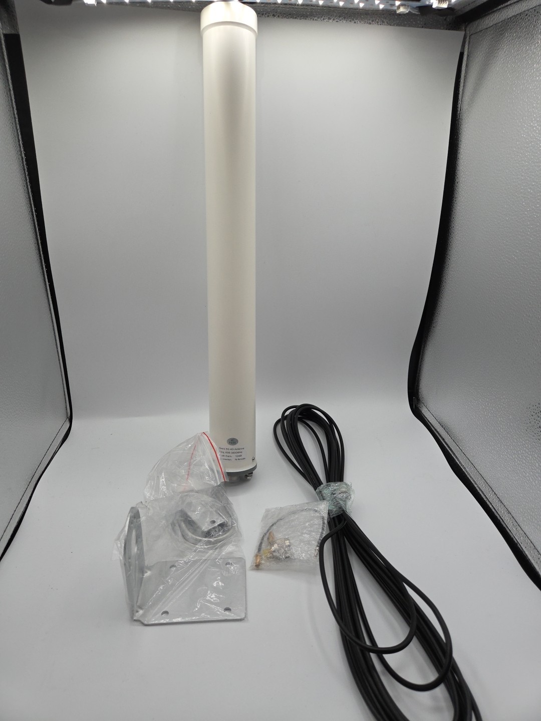 5G 4G LTE Antenna Omni-Directional Antenna Outdoor Wide-Band,Long Range, 698-...