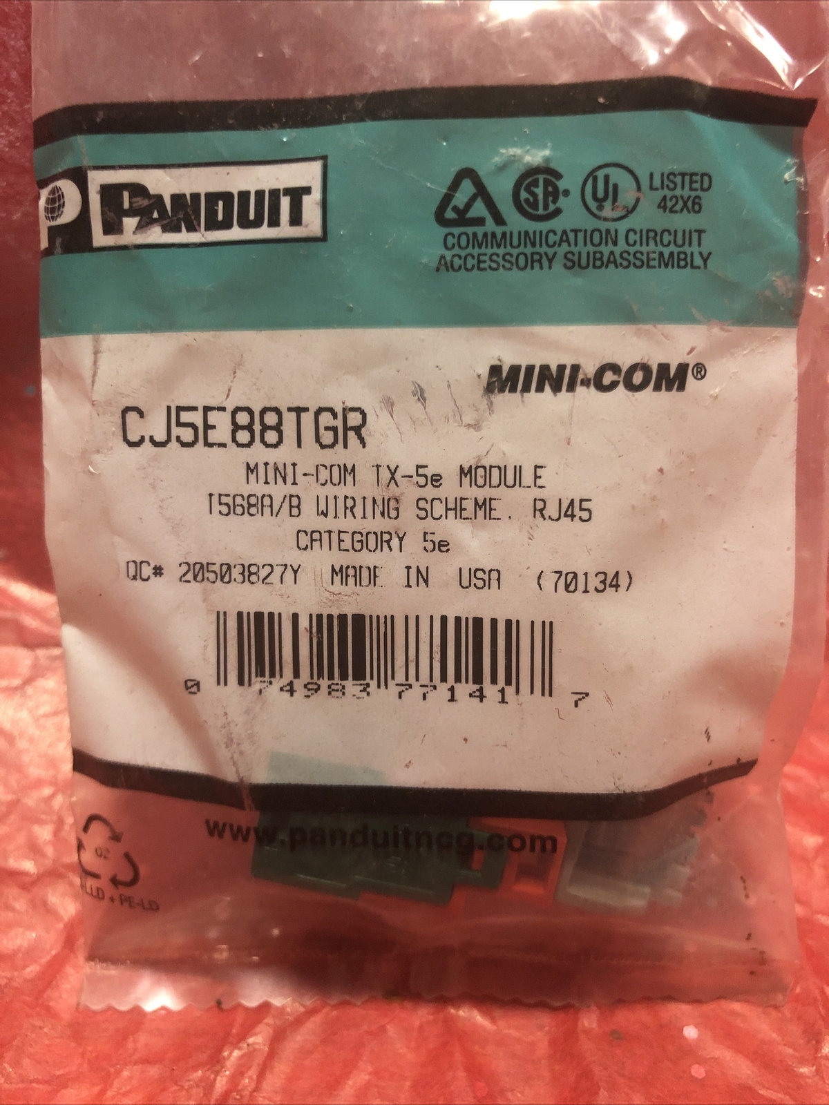 PANDUIT - Min-Com Mod - Cat 5e Jack - UTP - Green - CJ5E88TGR