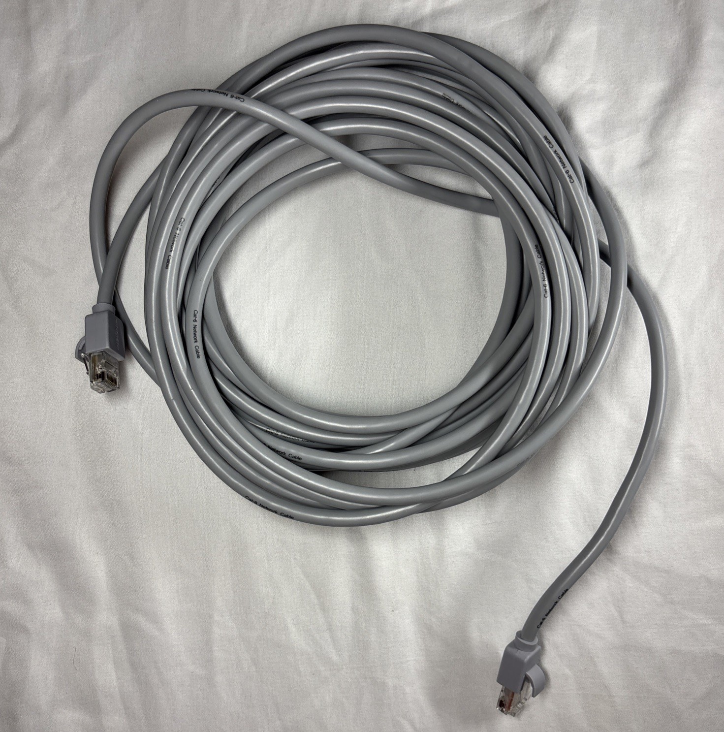 Insignia 25ft Gray Ethernet Cable Cat 6