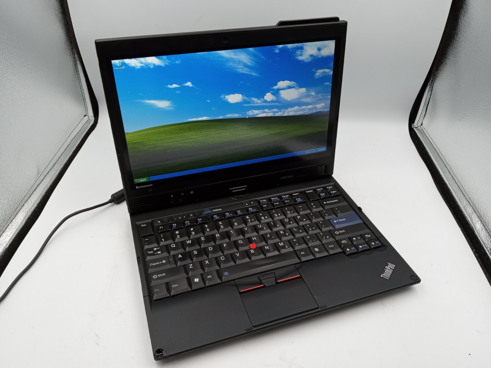 Lenovo ThinkPad X220 12" 2in1 Tablet i5-2520M 4GB 60GB SSD Windows XP - READ -RR