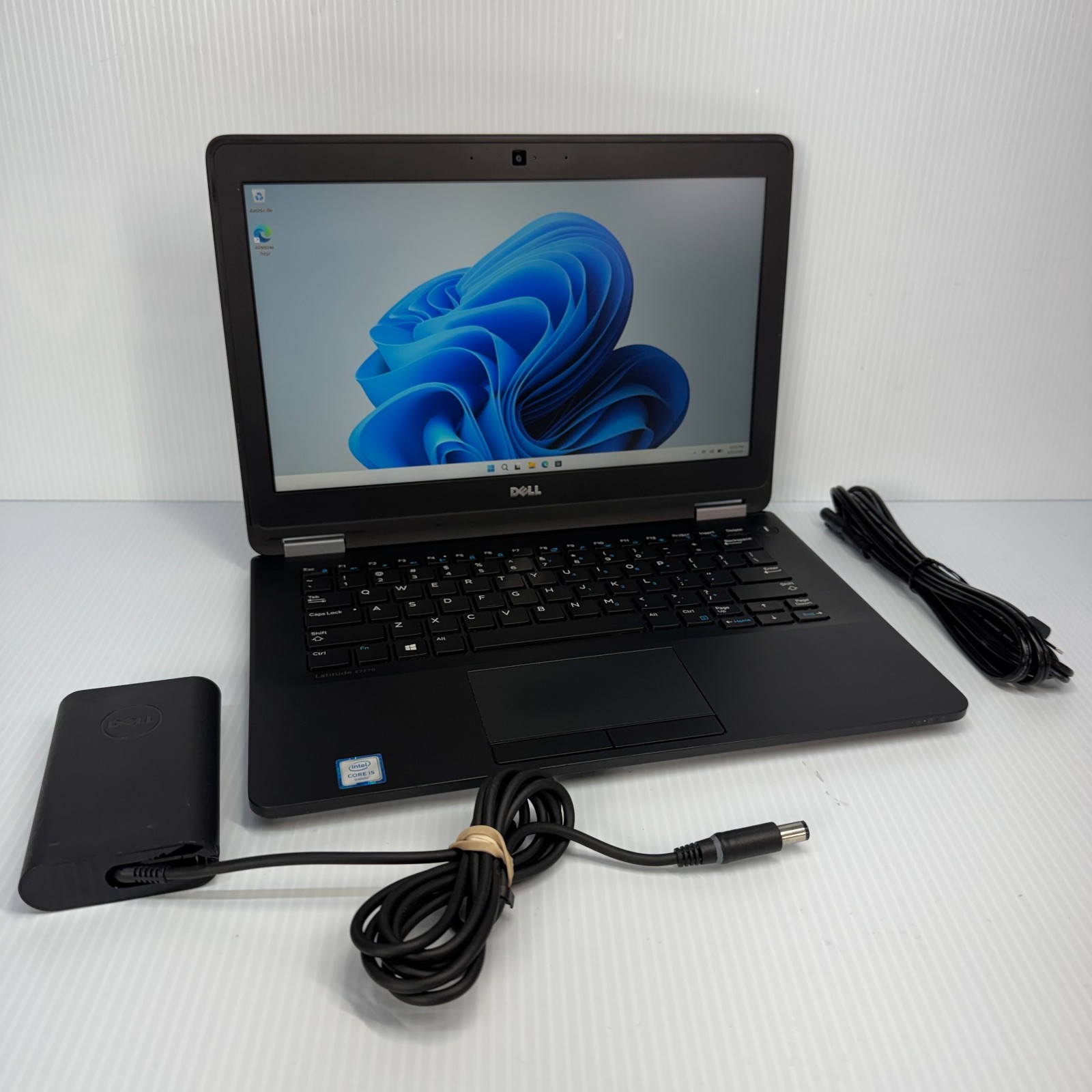 Dell Latitude E7270 i5 12.5" Windows 11 Pro Laptop 128GB NVMe SSD 16GB *SEE PICS