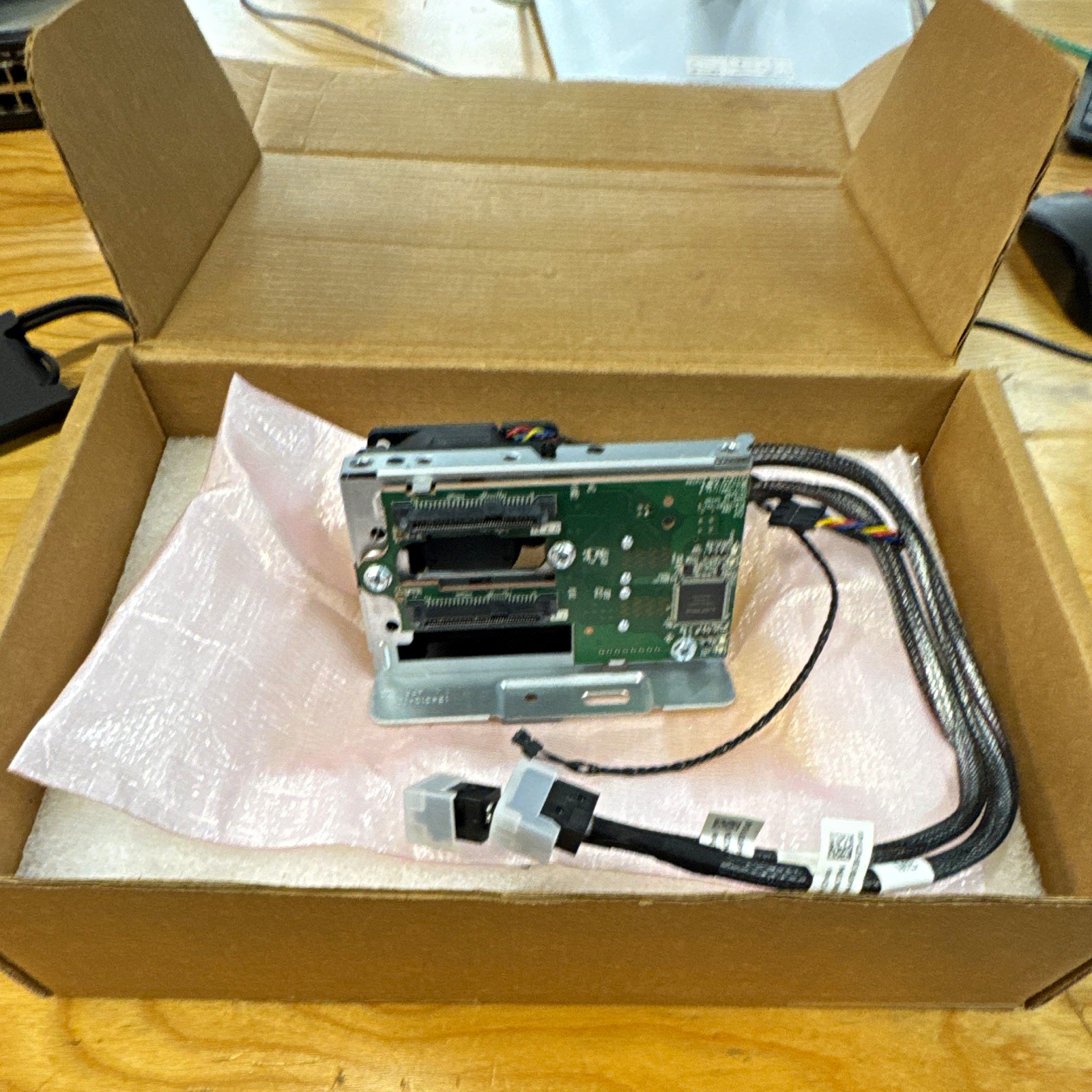 Dell 0FV7F4 PowerEdge T7920 NVME U.2 Hard Disk Backplane With Fan & Cables