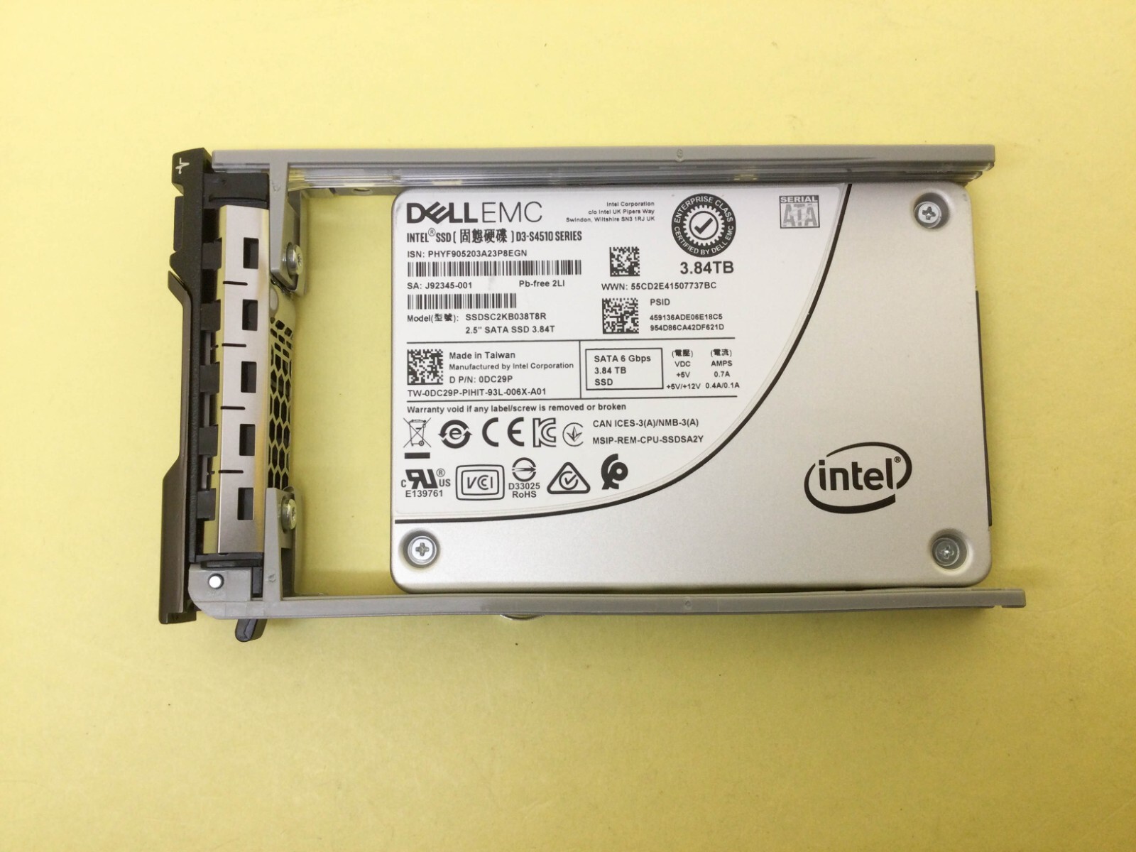 DC29P Dell Intel D3-S4510 3.84TB SATA 6Gb/s 2.5 SSD 0DC29P SSDSC2KB038T8R