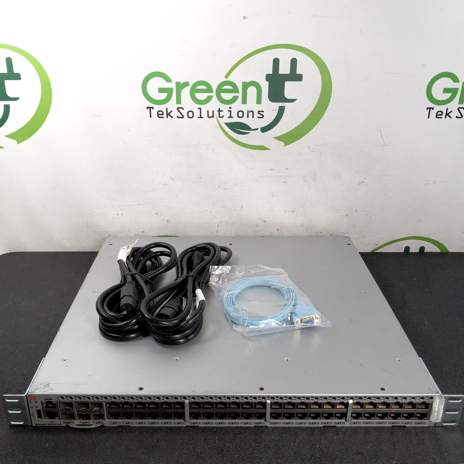 Brocade XBR-VDX6710-54-F VDX 6710 54 1Gb & 6x SFP Switch w Power Cords