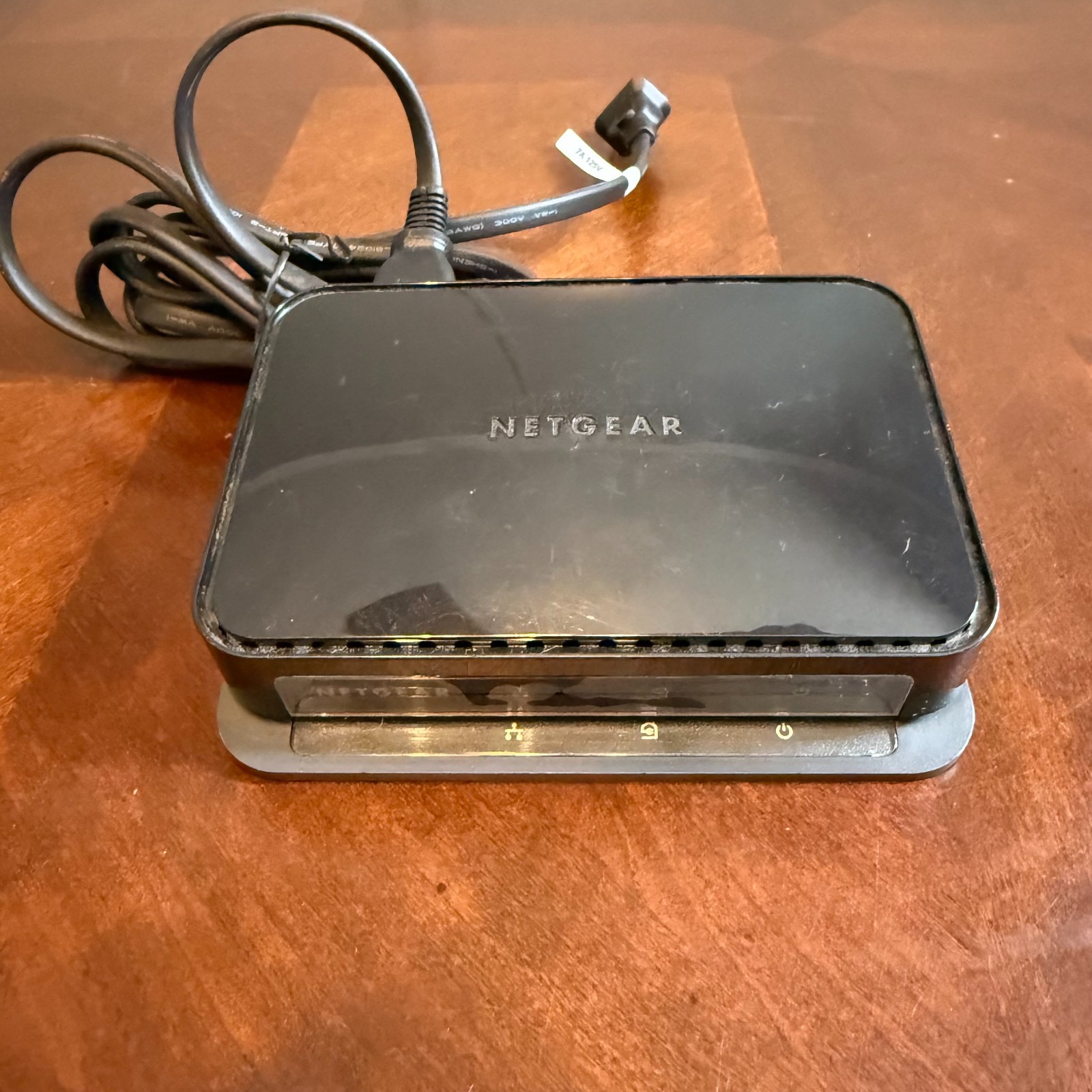Netgear XAV1004 Powerline AV Adapter with 4-Port Ethernet Switch