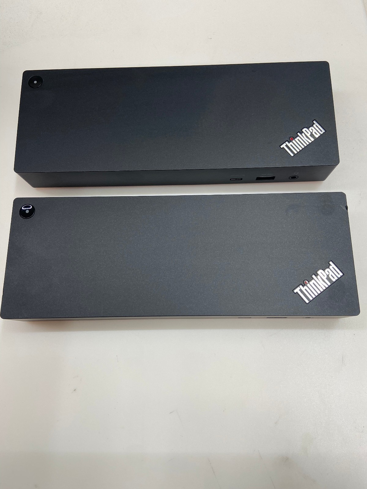 Lot (2) Lenovo Thinkpad Universal Thunderbolt 4 P/N 40B0 DOCK ONLY