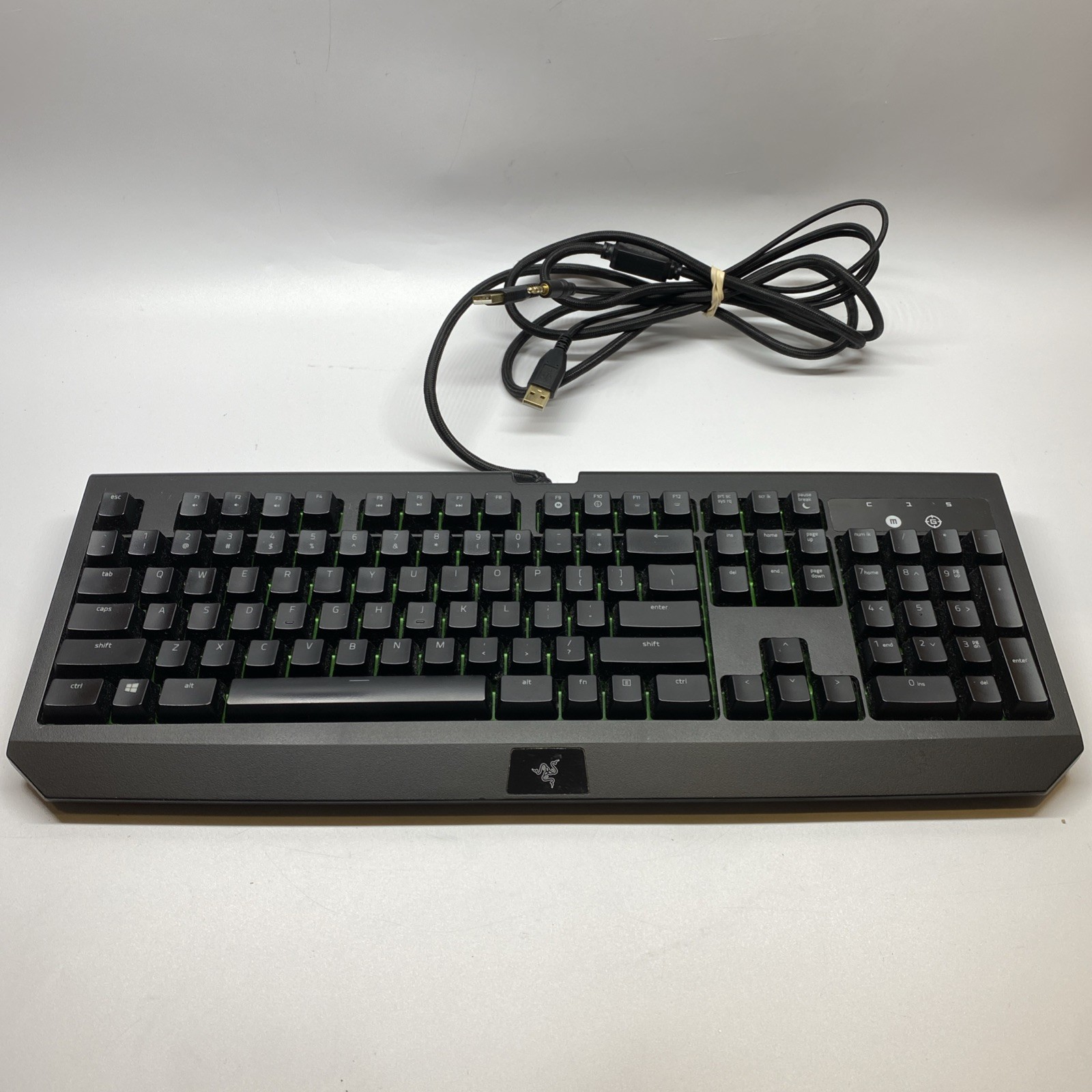 Razer BlackWidow Ultimate 2016 Edition Mechanical Gaming Keyboard USB Audio Jack