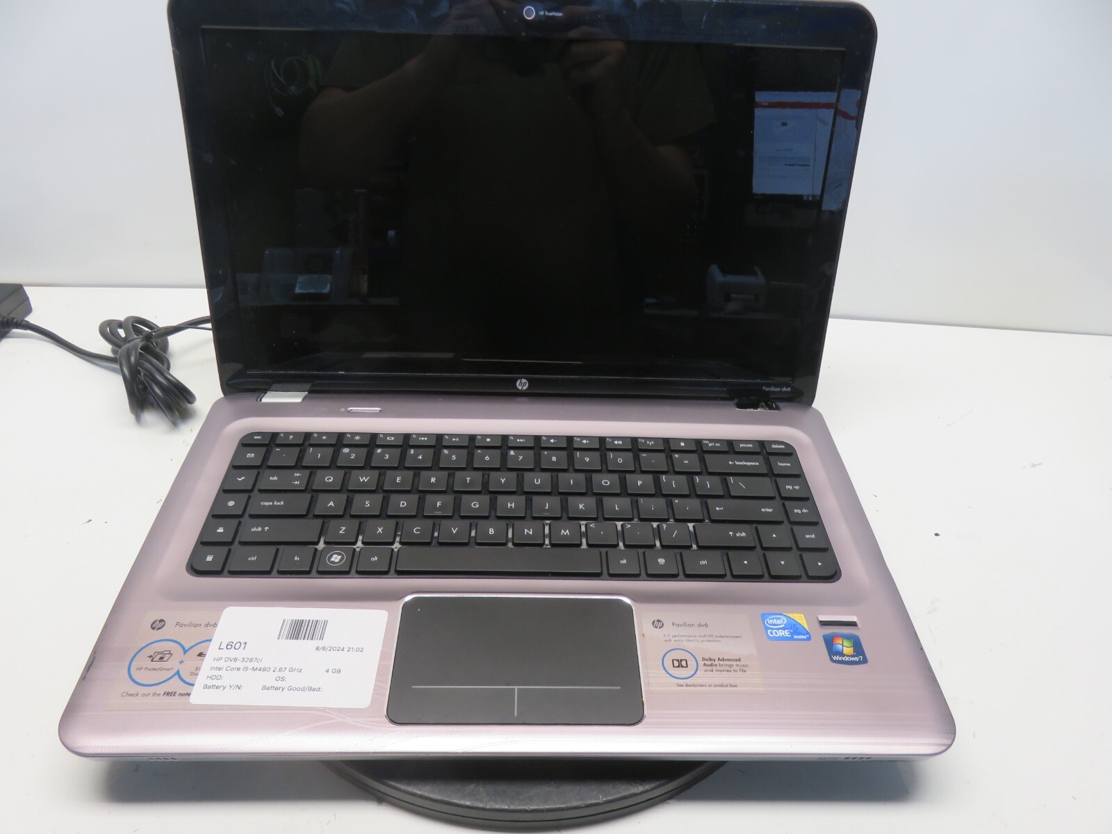 HP DV6-3267cl Laptop Intel Core i5-M480 4GB Ram No HDD or Battery